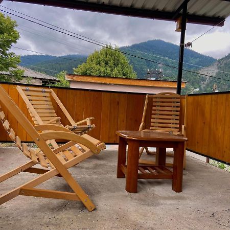 Nina'S Corner Apartment Borjomi Exterior photo
